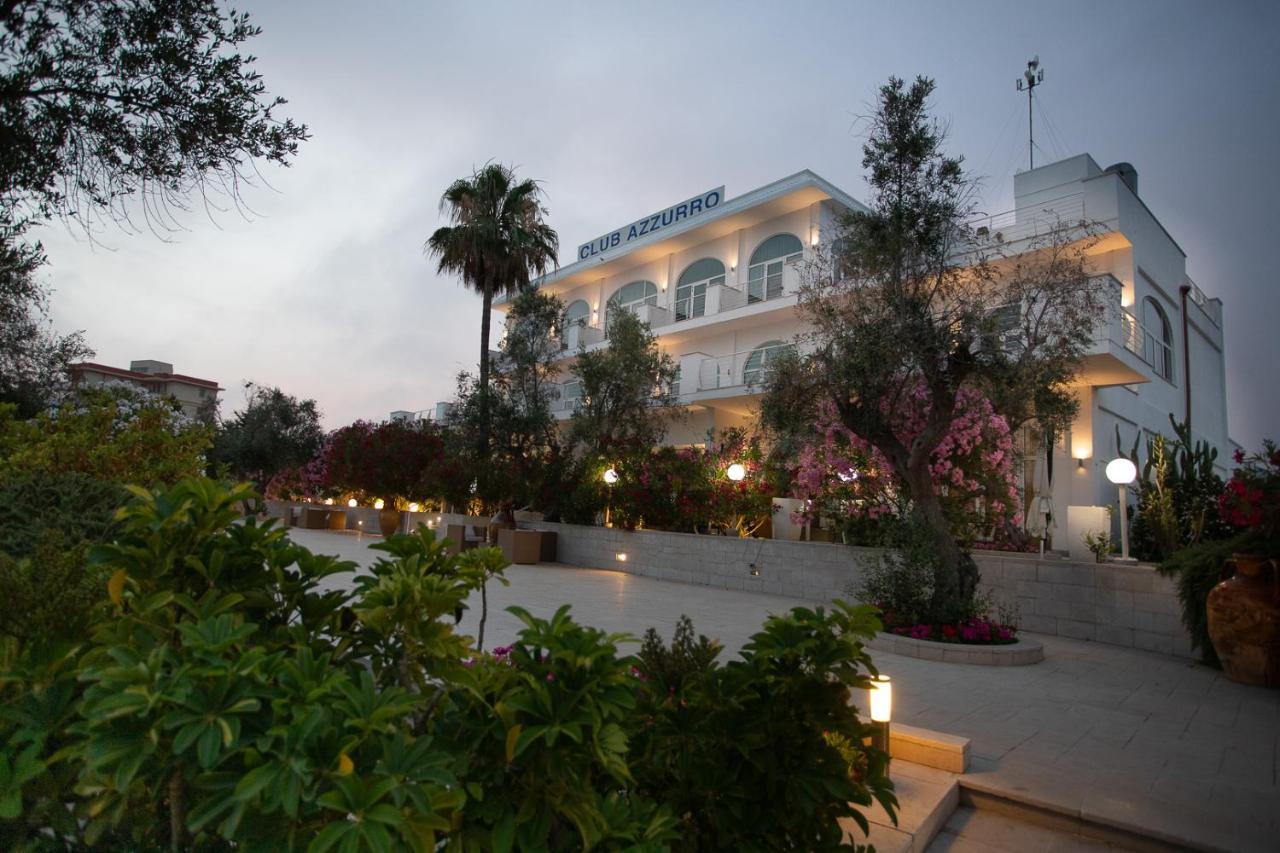 Club Azzurro Hotel & Resort Порто-Чезарео Екстер'єр фото