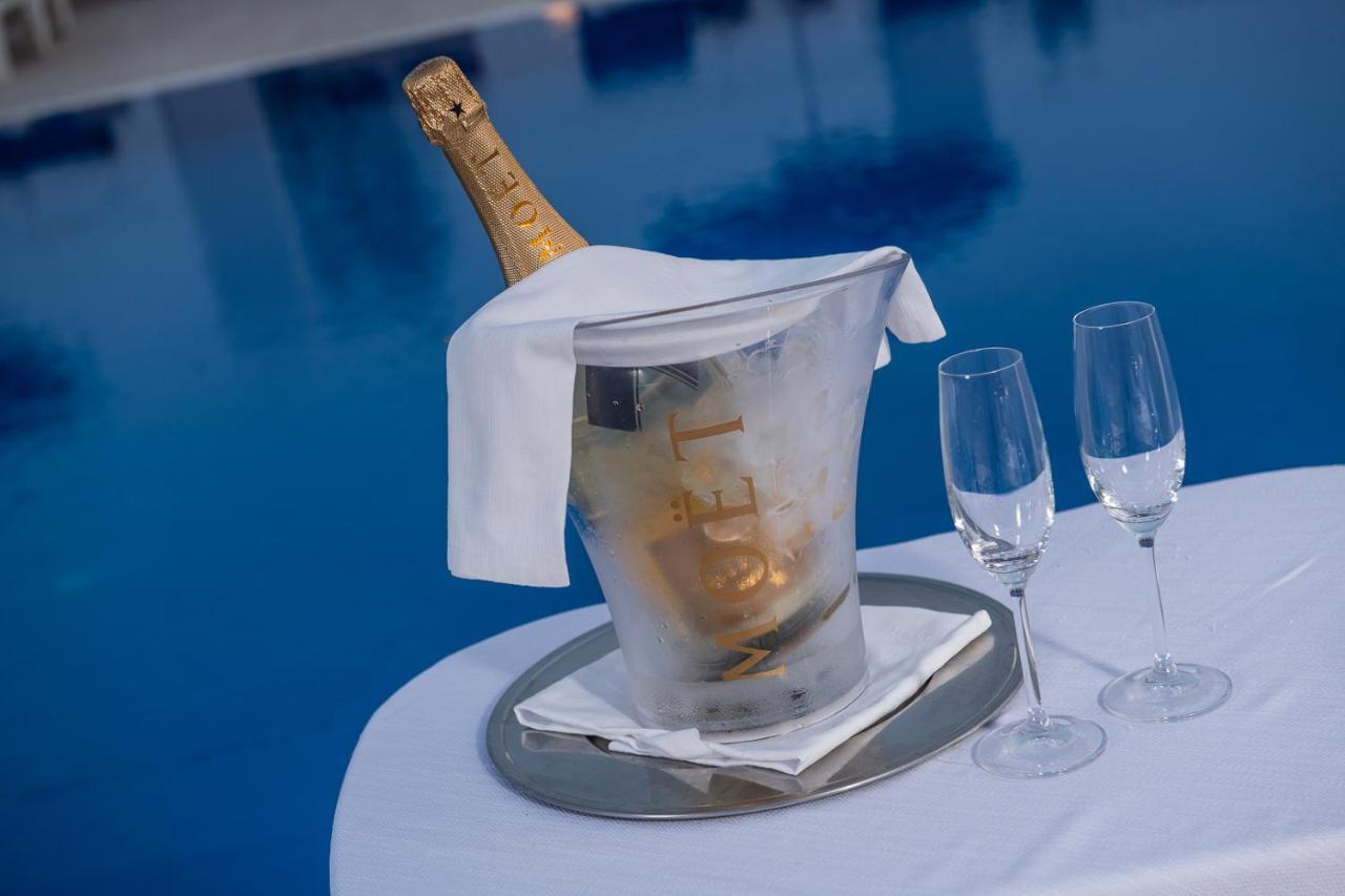 Club Azzurro Hotel & Resort Порто-Чезарео Екстер'єр фото